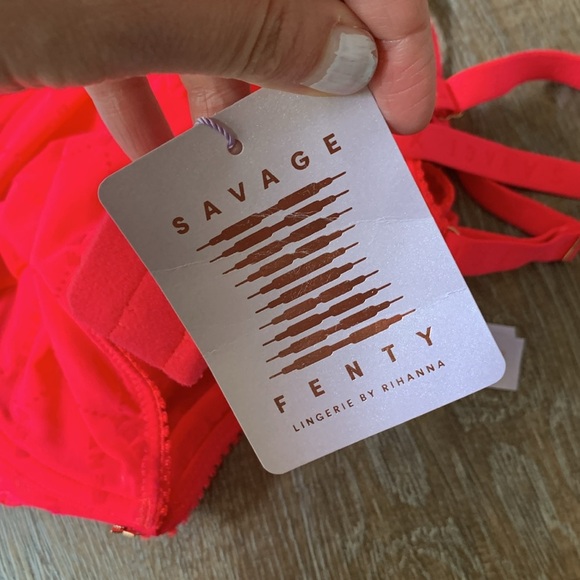 NEW bras Savage Fenty Lingerie by Rihanna size 32 DDD - Picture 7 of 8